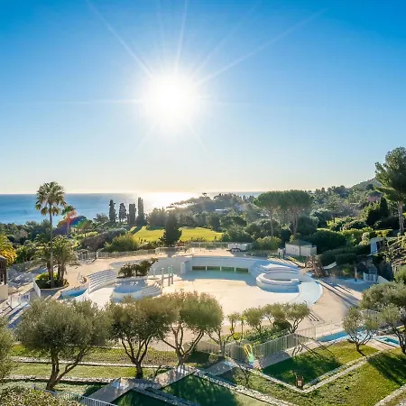 L'esquinade - J4236 By Interhome *