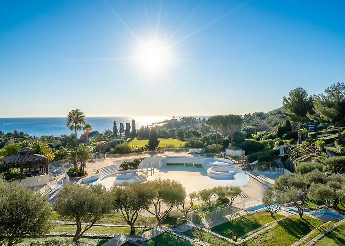 L'esquinade - J4236 By Interhome *