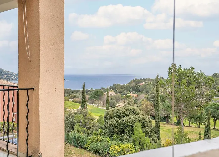 L'esquinade - J4236 By Interhome Apartamento Saint-Raphaël