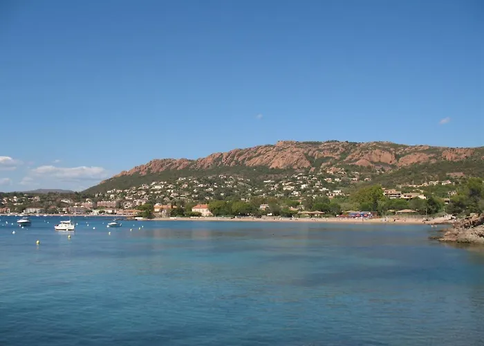 Apartamento L'esquinade - J4236 By Interhome Saint-Raphaël